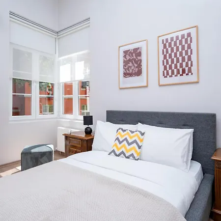 아파트 Spacious 3-bedroom 2-bathroom With Location